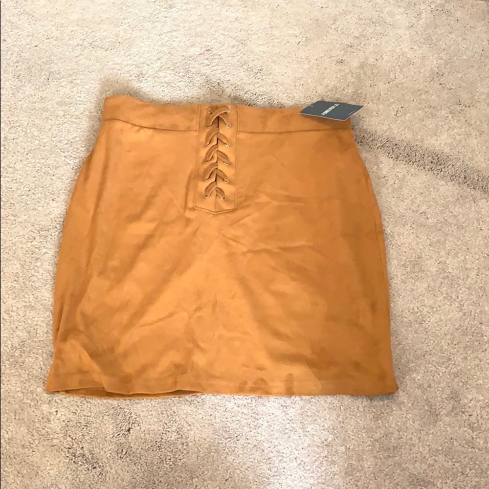 NWT suede skirt tan camel colored size L